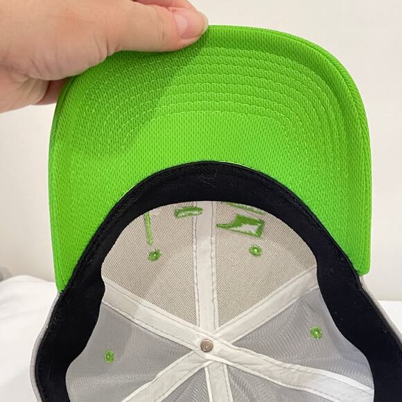 Pukka Baseball Hat Mens L XL Elastic Comfort Band Green White Gray Colorblock - Picture 4 of 12